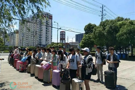 16岁学生打暑假工怎么找？
