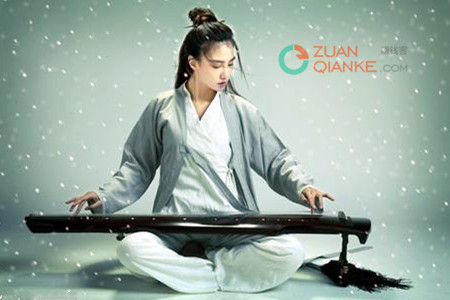 欲将心事付瑶琴。知音少，弦断有谁听